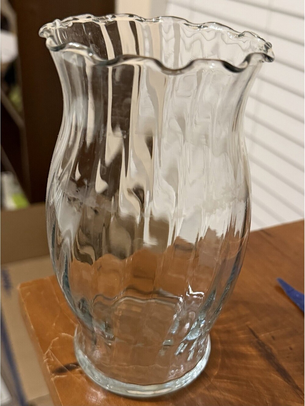 Vtg 6 5/8 Inch Tall Clear Glass Ribbed Small Vase with Scalloped Edges EUC
